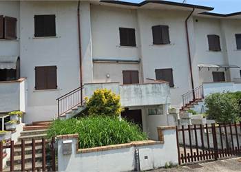 Villetta in vendita a Goito – Zona tranquilla e servita