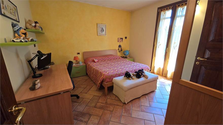 Photo 42