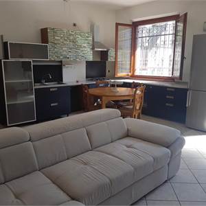 3 locali In Vendita a Goito